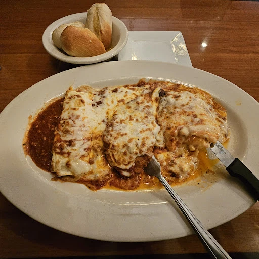 Milano's Italian Grille photo 8
